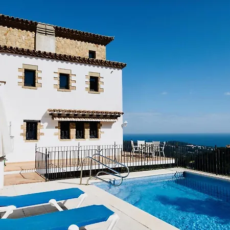 La Torre Costabravasi プラヤ・デアロ