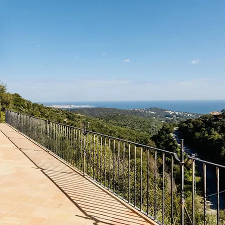 別荘 La Torre Costabravasi プラヤ・デアロ